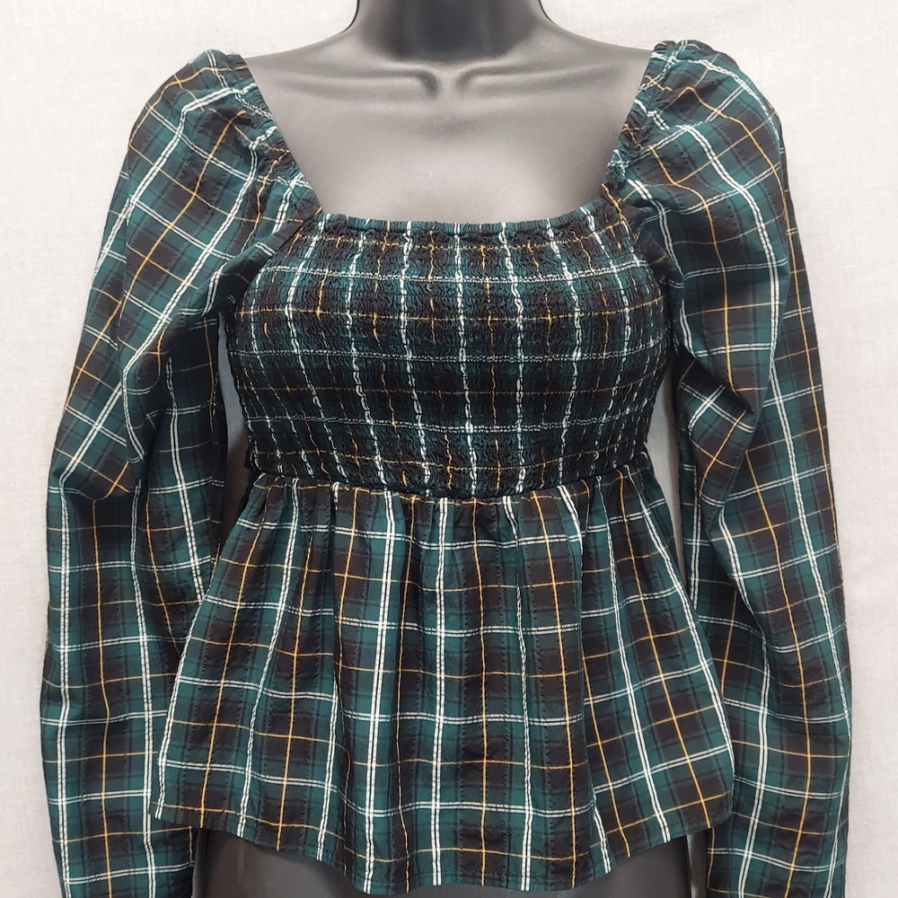 Old Navy Y2K Plaid Babydoll Top XS Tartan Smocked Milkmaid Preppy Dark Academia